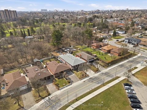 Photo 18 at 118 Tandridge Crescent, Old Rexdale, Toronto