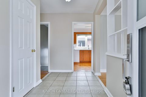 Photo 4 at 12 Anola Place, Bendale, Toronto