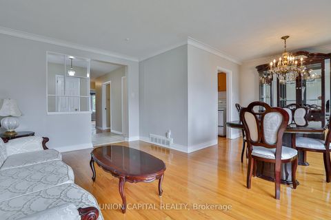 Photo 8 at 12 Anola Place, Bendale, Toronto