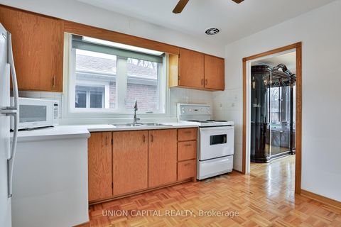 Photo 16 at 12 Anola Place, Bendale, Toronto