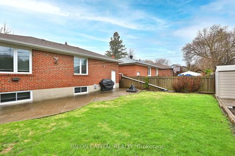 Photo 37 at 12 Anola Place, Bendale, Toronto