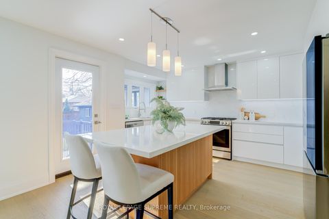 Photo 6 at 21 Spencely Court, Richview, Toronto