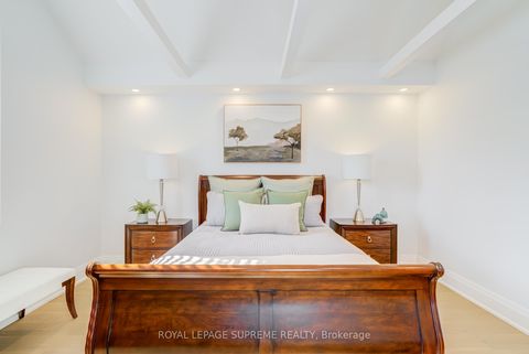 Photo 12 at 21 Spencely Court, Richview, Toronto