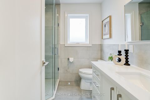 Photo 20 at 21 Spencely Court, Richview, Toronto