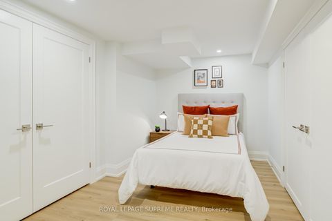 Photo 30 at 21 Spencely Court, Richview, Toronto