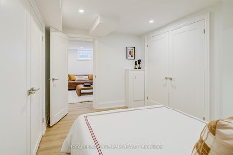 Photo 31 at 21 Spencely Court, Richview, Toronto