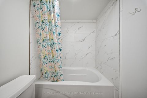 Photo 9 at 604 - 250 Davis Drive, Central Newmarket, Newmarket