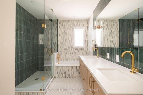 Photo 32 at 18 Foxley Street, Bellwoods, Toronto