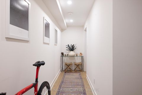 Photo 39 at 18 Foxley Street, Bellwoods, Toronto