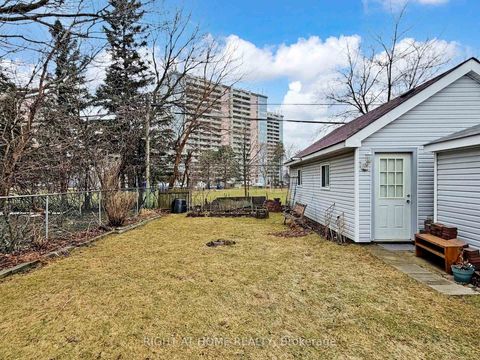 Photo 8 at 46 Glenshephard Drive, Kennedy Park, Toronto