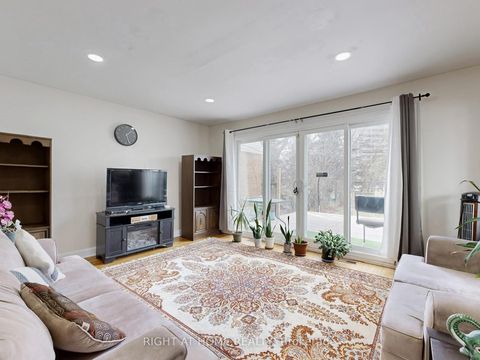 Photo 11 at 46 Glenshephard Drive, Kennedy Park, Toronto