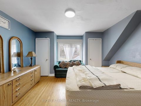 Photo 24 at 46 Glenshephard Drive, Kennedy Park, Toronto