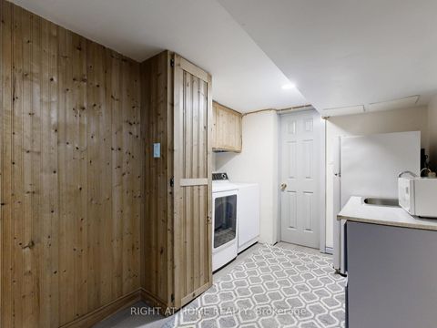 Photo 34 at 46 Glenshephard Drive, Kennedy Park, Toronto