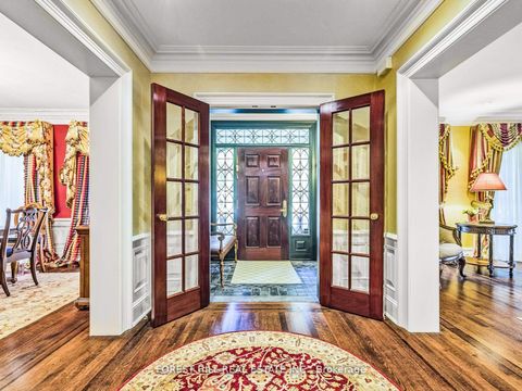 Photo 3 at 11 Dewbourne Avenue, Forest Hill South, Toronto