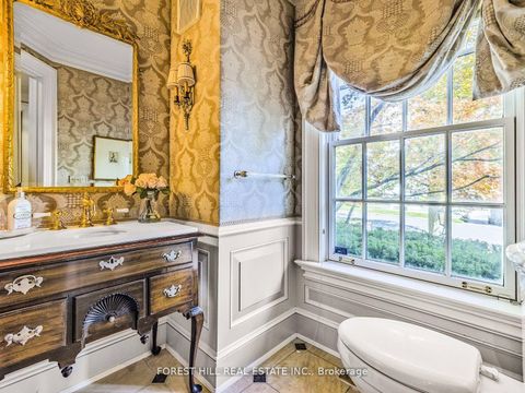 Photo 36 at 11 Dewbourne Avenue, Forest Hill South, Toronto