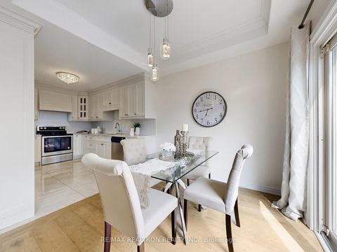 Photo 15 at 60 Colombo Crescent, Maple, Vaughan