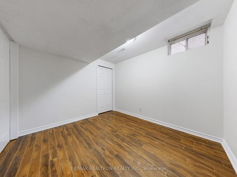 Photo 40 at 60 Colombo Crescent, Maple, Vaughan