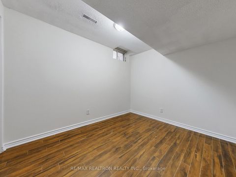 Photo 42 at 60 Colombo Crescent, Maple, Vaughan