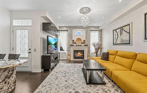 Photo 11 at 417 Lady Nadia Drive, Patterson, Vaughan