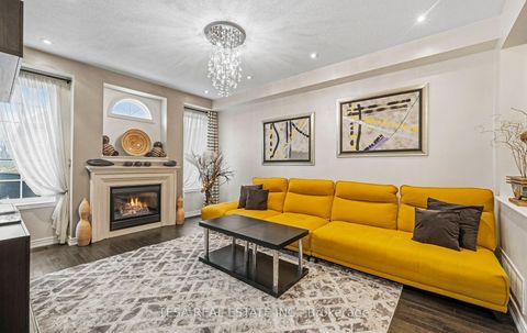 Photo 12 at 417 Lady Nadia Drive, Patterson, Vaughan