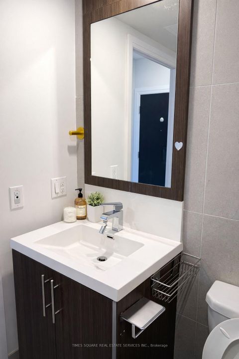 Photo 12 at 2318 - 5 Sheppard Avenue E, Willowdale East, Toronto