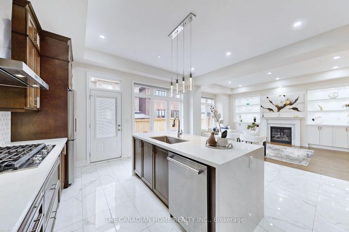 Photo 10 at 3406 Post Road W, GO Glenorchy, Oakville