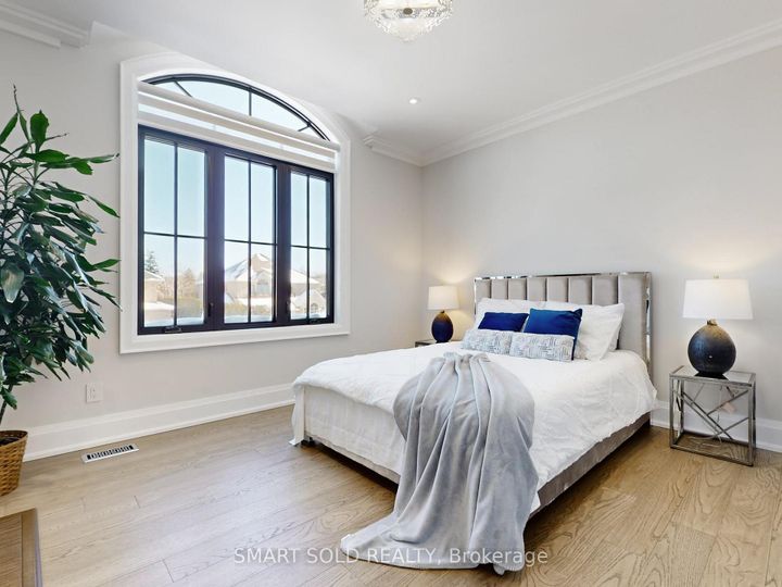 Photo 19 at 20 Dunn Drive, Oak Ridges Lake Wilcox, Richmond Hill