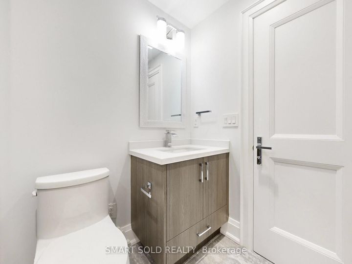 Photo 32 at 20 Dunn Drive, Oak Ridges Lake Wilcox, Richmond Hill