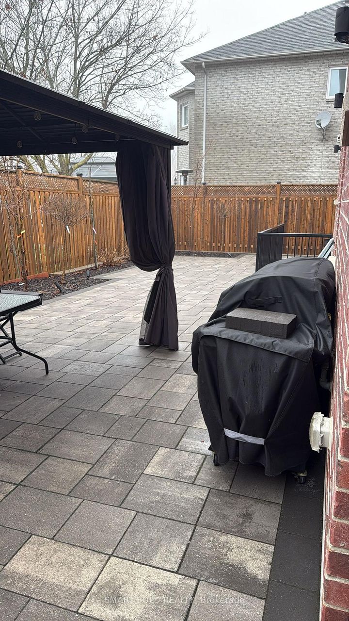 Photo 39 at 20 Dunn Drive, Oak Ridges Lake Wilcox, Richmond Hill