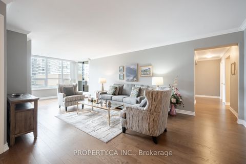 Photo 3 at 604 - 65 Spring Garden Avenue, Willowdale East, Toronto