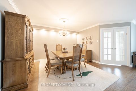 Photo 27 at 604 - 65 Spring Garden Avenue, Willowdale East, Toronto