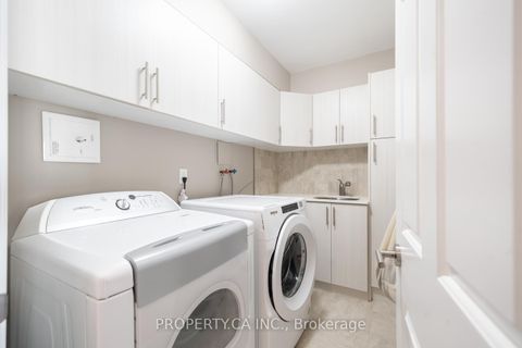 Photo 28 at 604 - 65 Spring Garden Avenue, Willowdale East, Toronto