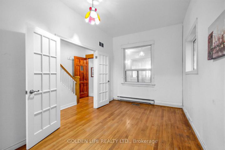 Photo 3 at 128 Galt Avenue, South Riverdale, Toronto