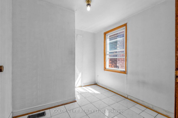 Photo 32 at 128 Galt Avenue, South Riverdale, Toronto