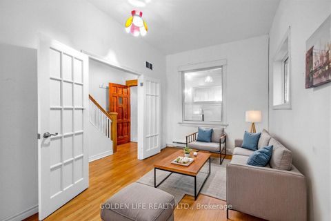 Photo 2 at 128 Galt Avenue, South Riverdale, Toronto