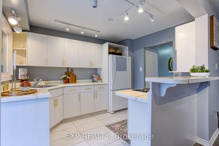 Photo 8 at 202 Golden Orchard Drive, Gourley, Hamilton