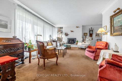 Photo 4 at 5 Bixby Court, Don Mills, Toronto