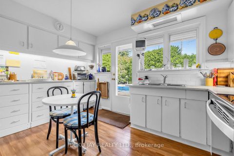 Photo 7 at 5 Bixby Court, Don Mills, Toronto