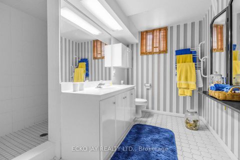 Photo 17 at 5 Bixby Court, Don Mills, Toronto