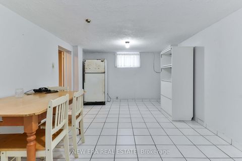 Photo 30 at 27 Dell Park Avenue, Lawrence, Toronto