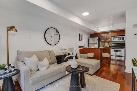 Photo 5 at 632 - 38 Western Battery Road, Niagara, Toronto