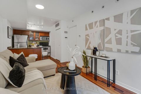 Photo 6 at 632 - 38 Western Battery Road, Niagara, Toronto