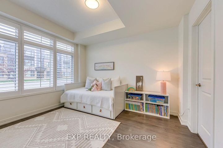 Photo 3 at 3075 Ernest Appelbe Boulevard, GO Glenorchy, Oakville