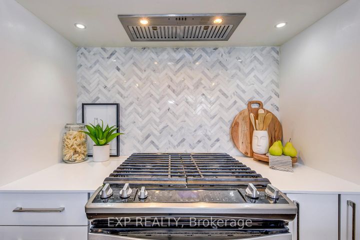 Photo 11 at 3075 Ernest Appelbe Boulevard, GO Glenorchy, Oakville