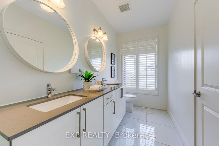 Photo 25 at 3075 Ernest Appelbe Boulevard, GO Glenorchy, Oakville