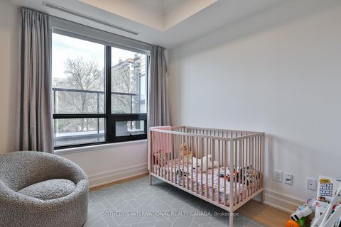 Photo 23 at 401 - 1 Forest Hill Road, Casa Loma, Toronto