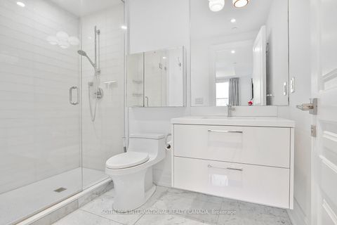 Photo 26 at 401 - 1 Forest Hill Road, Casa Loma, Toronto