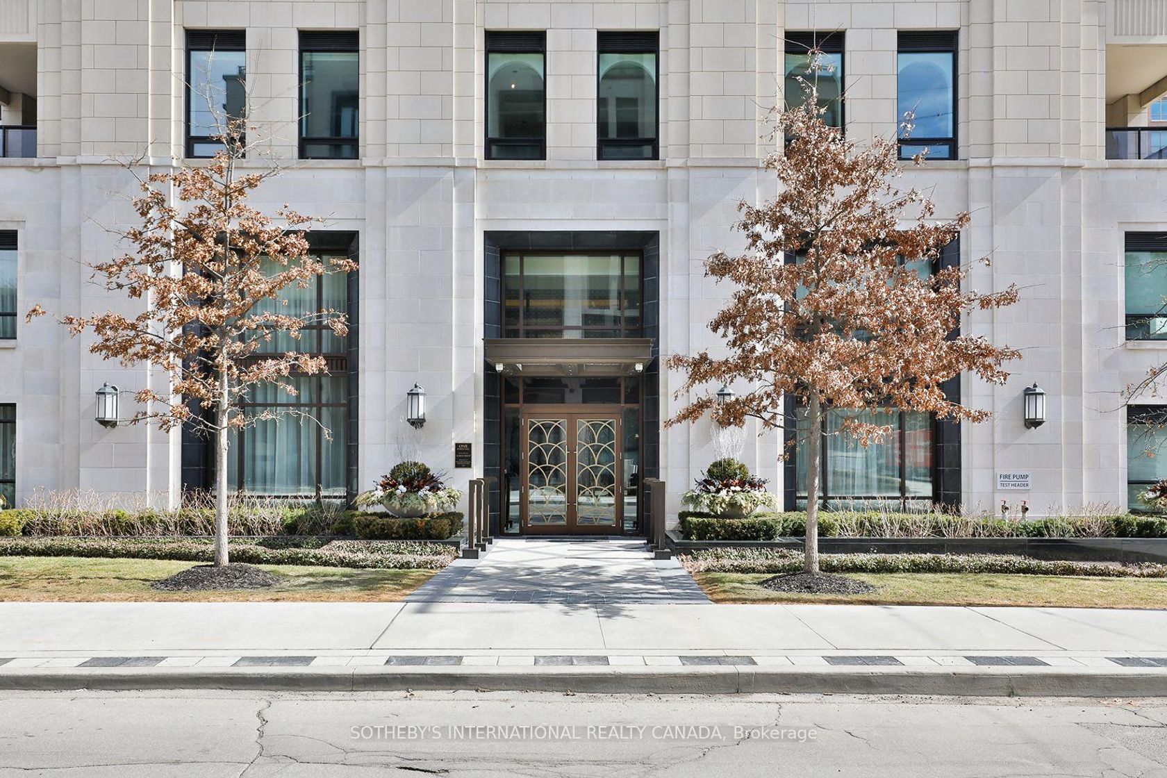 401 - 1 Forest Hill Road, Casa Loma, Toronto by Loree Meneguzzi Real Estate 401 - 1 Forest Hill Road, Casa Loma, Toronto