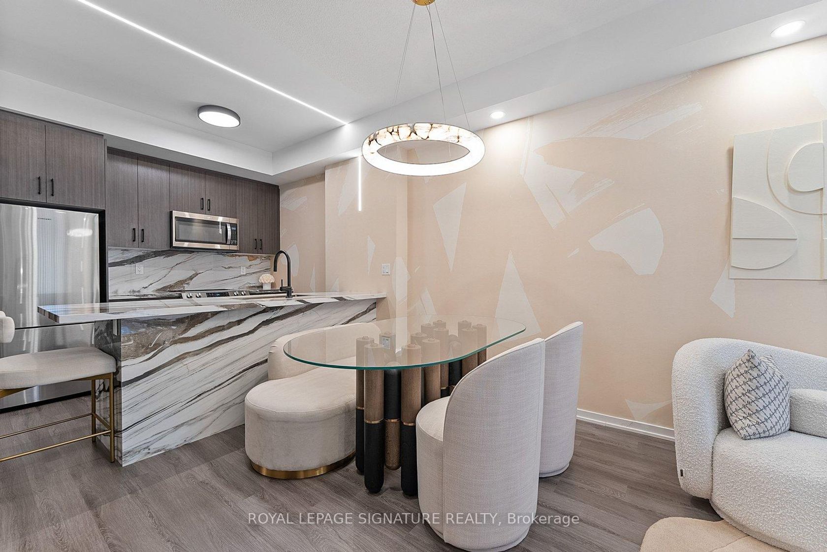 TH114 - 30 William Jackson Way, New Toronto, Toronto photo number 2