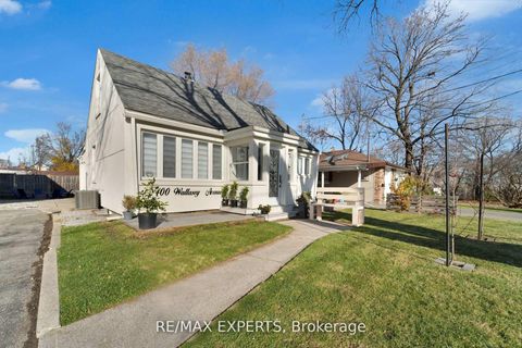 Photo 3 at 100 Wallasey Avenue, Pelmo Park W5, Toronto